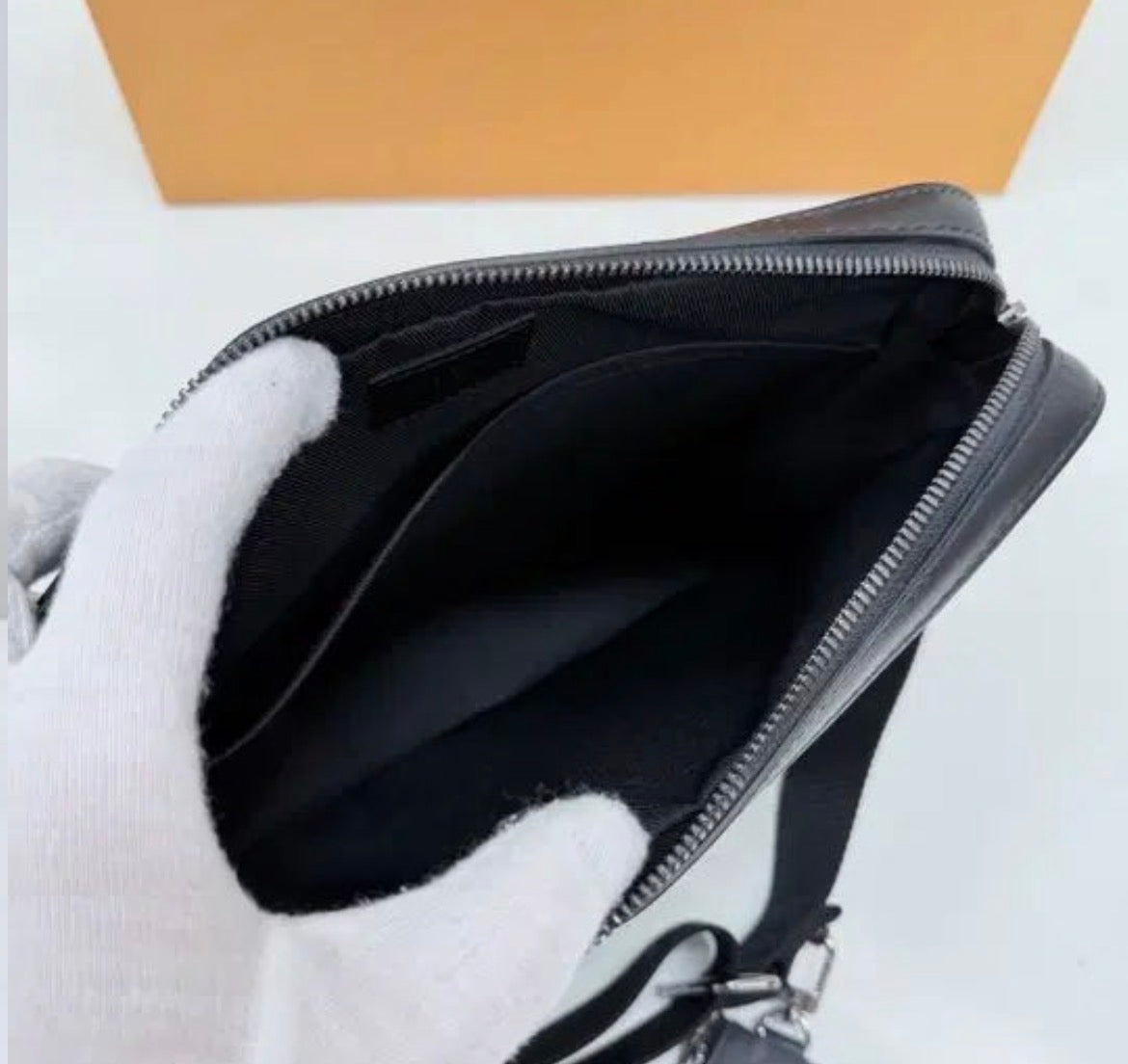 LV Crossbody Supplier