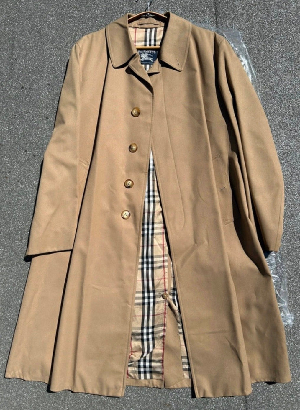 VINTAGE TRENCHCOAT SUPPLIERS