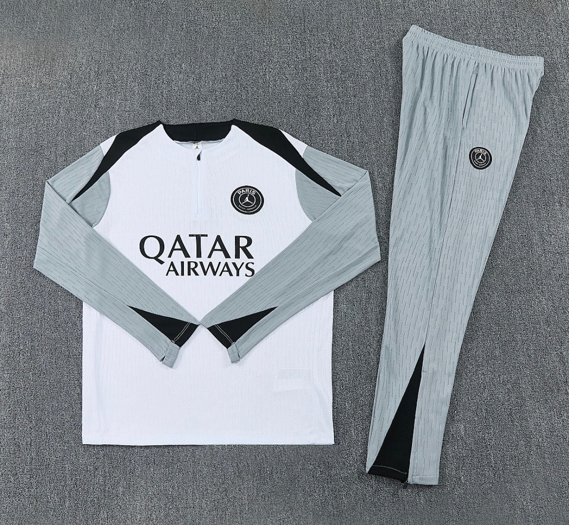 Football Tracksuit/Jersey Suppliers