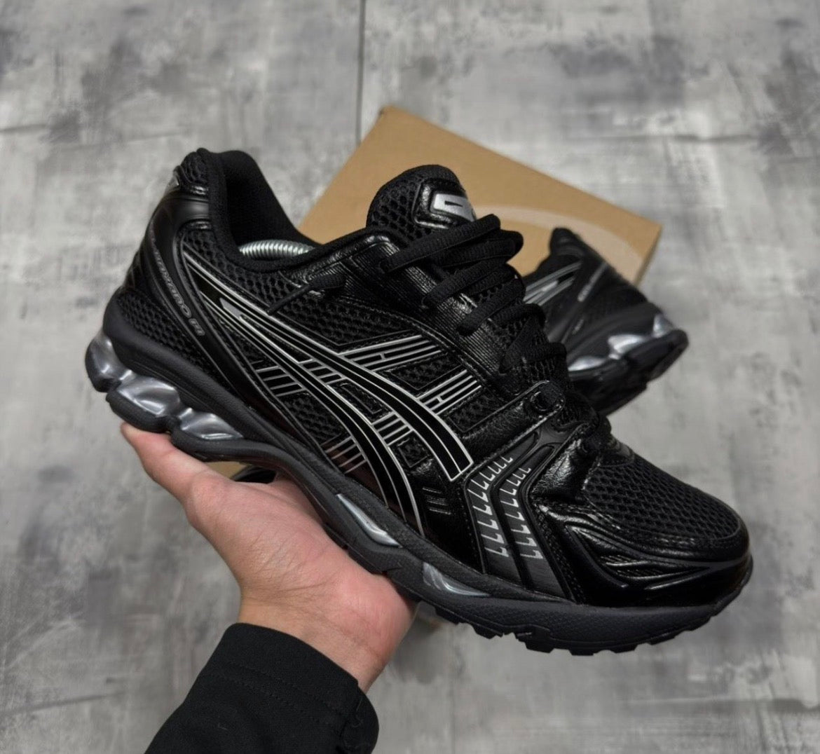 ASICS Supplier
